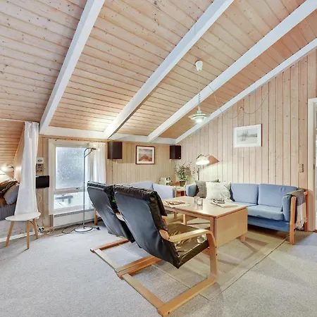 Feriehus Fantastisk Hjem I Hvide Sande Med Sauna Bjerregård
