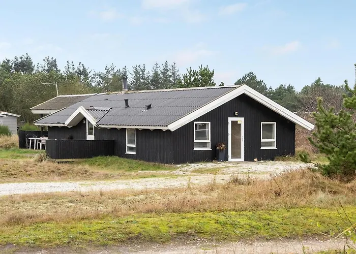 Amazing In Hvide Sande With Sauna * Bjerregård